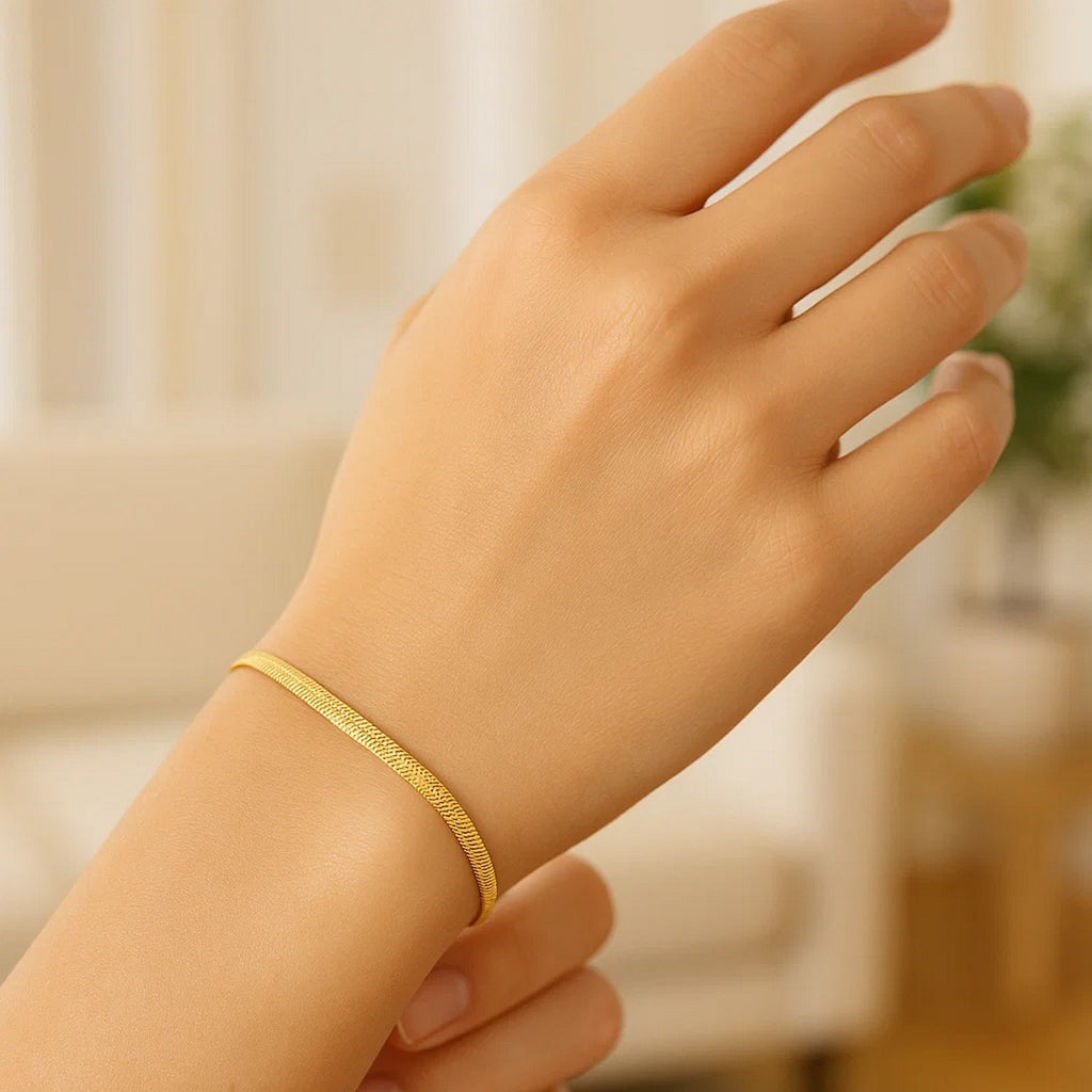 14k Yellow Gold Super Flex Herringbone Bracelet (2.80 mm) - Angle View | BIJOLINA