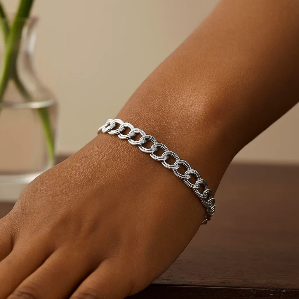 Sterling Silver Ridged Circular Chain Bracelet with Rhodium Plating (6.00 mm) - .925 Sterling Silver - Detail | BIJOLINA