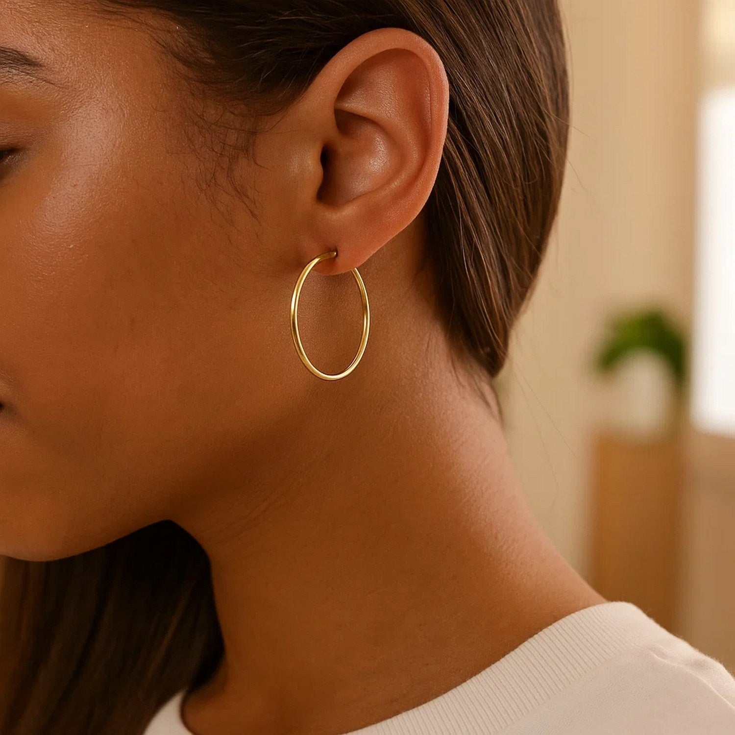 14k Yellow Gold Polished Hoop Earrings (1.5x25mm)
