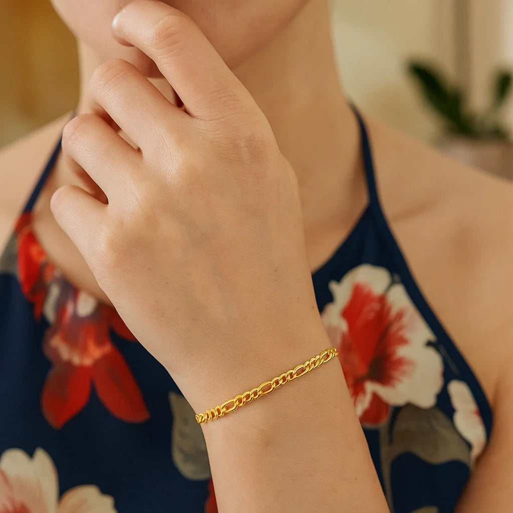 14k Yellow Gold Solid Figaro Bracelet (2.80 mm) - Side View | BIJOLINA