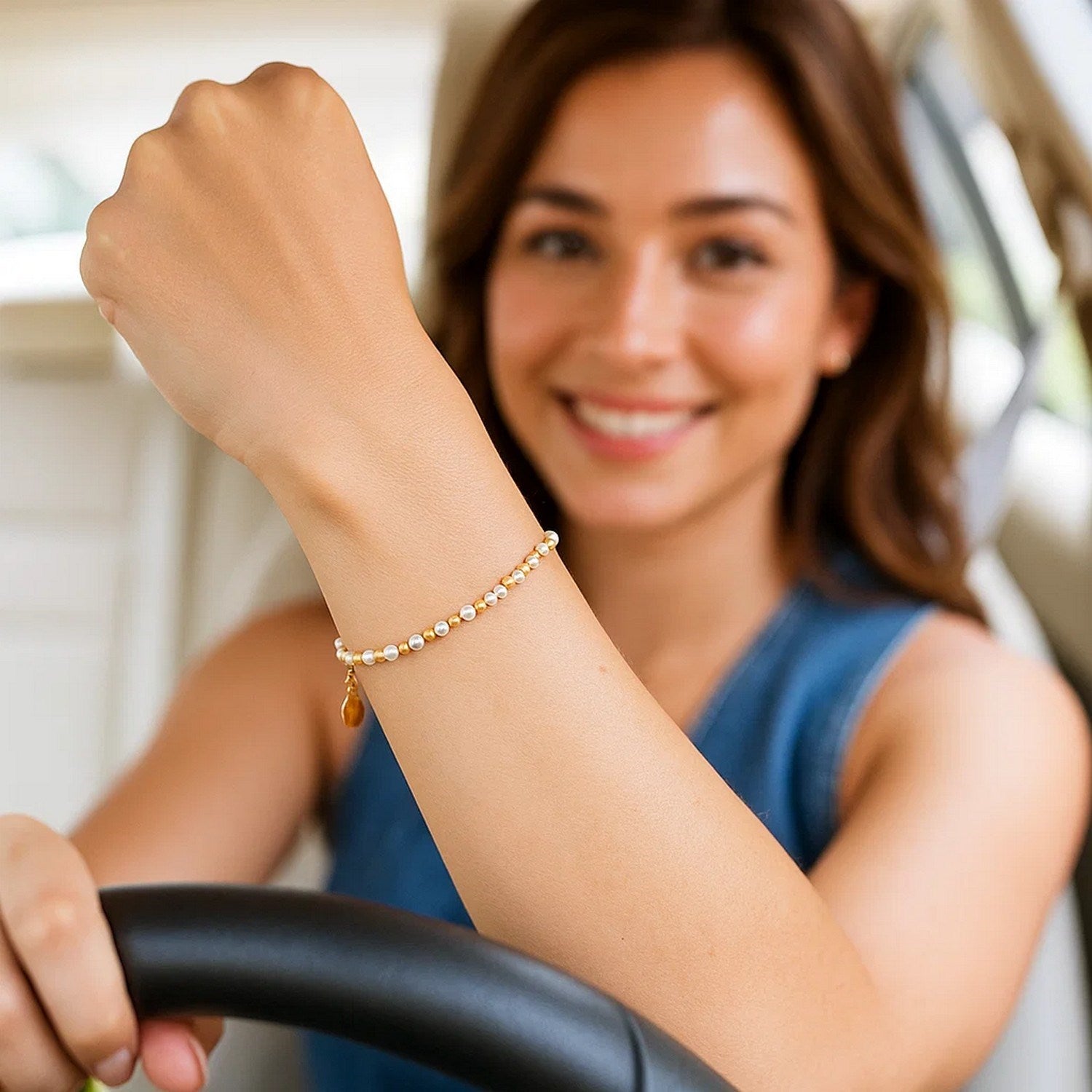 Pearl and Gold Alternating Bead Bracelet in 14K Yellow Gold