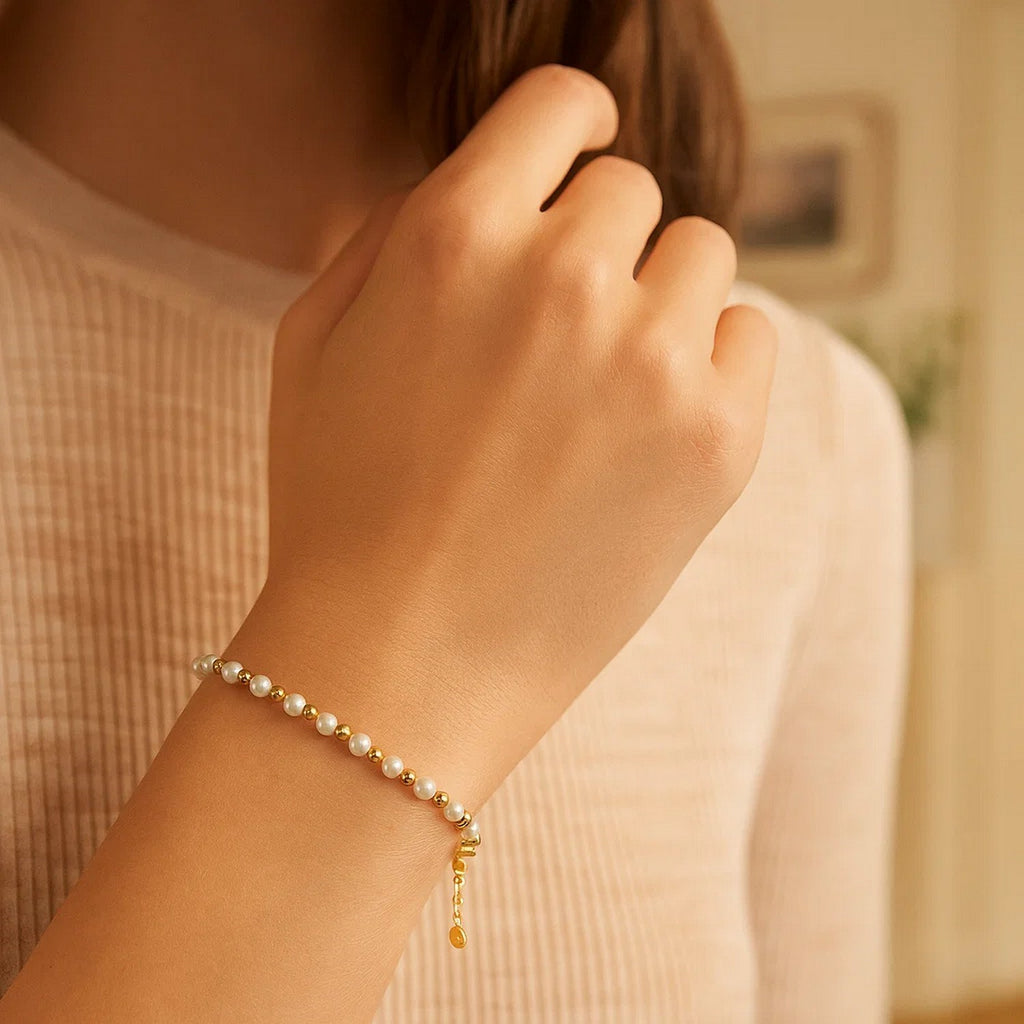 Pearl and Gold Alternating Bead Bracelet in 14K Yellow Gold
