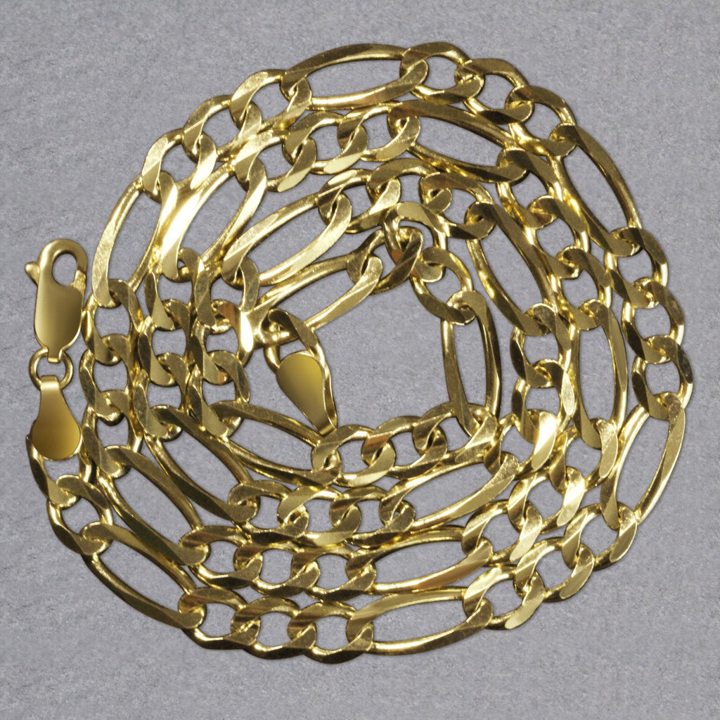 10K Yellow Gold Solid Figaro Chain (5.30 mm) - Close-Up | BIJOLINA