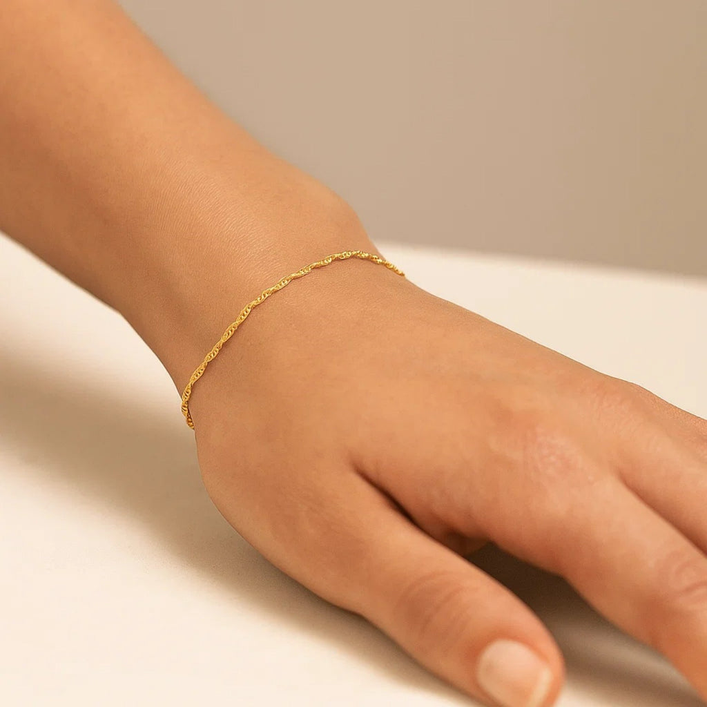 14k Yellow Gold Singapore Bracelet (1.10 mm)