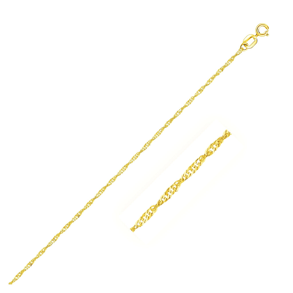 10k Yellow Gold Singapore Chain (1.10 mm) - Close-Up | BIJOLINA